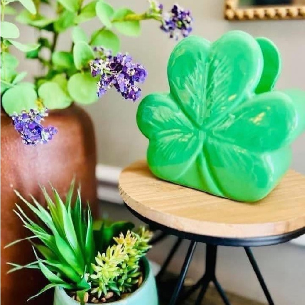 Green Clover Me Irsh Warmer Scentsy